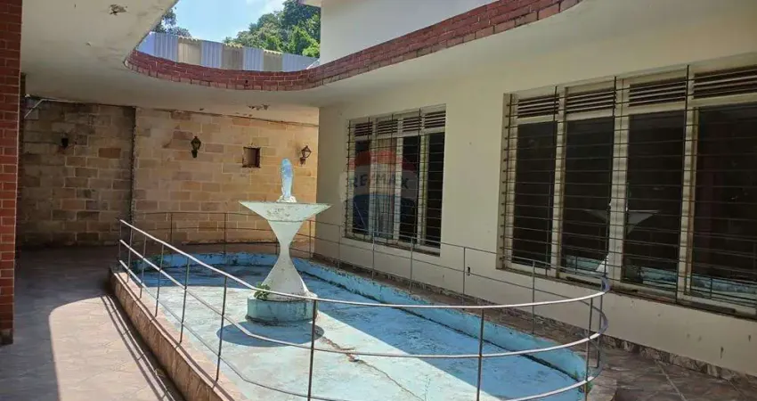 Casa para venda em Freguesia (jacarepaguá) de 621.00m² com 4 Quartos, 1 Suite e 5 Garagens