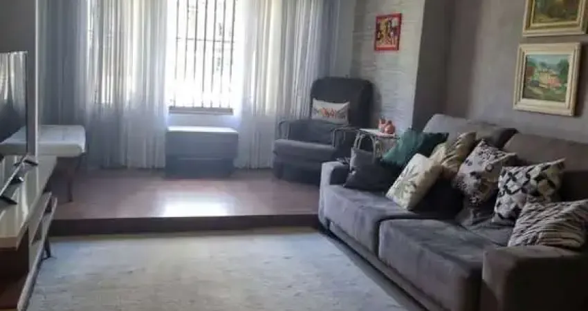 Casa para venda em Marapé de 240.00m² com 3 Quartos, 1 Suite e 2 Garagens