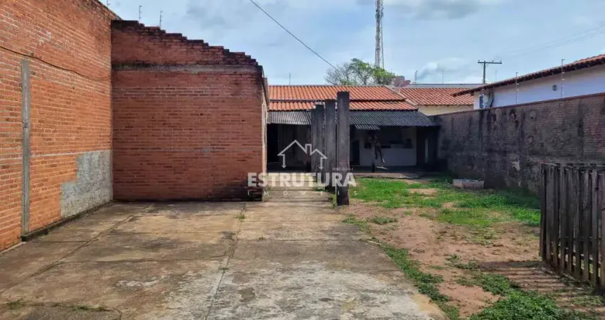 Casa para venda em Jardim Floridiana de 100.00m² com 1 Quarto, 1 Suite e 3 Garagens