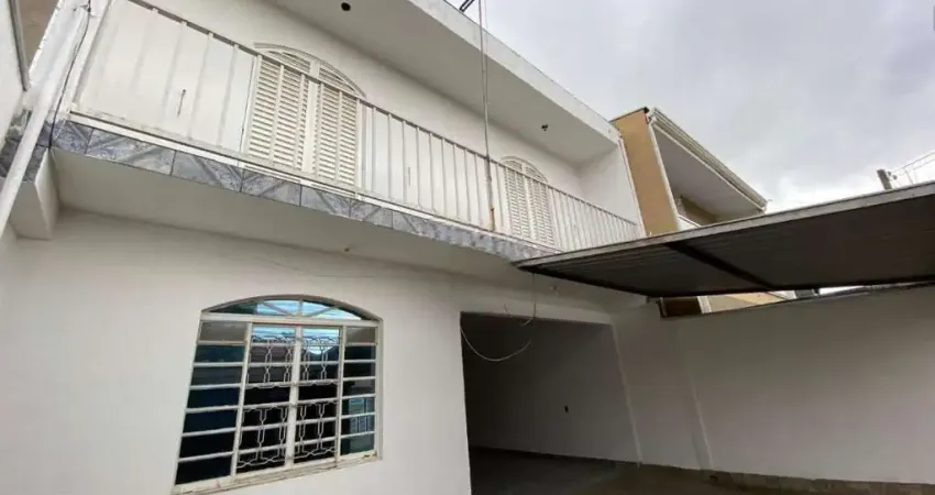 Casa para venda em Jardim Ouro Preto de 150.00m² com 4 Quartos, 1 Suite e 3 Garagens
