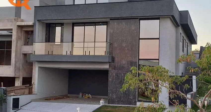 Casa de Condomínio para venda em Jardim Ypê de 230.63m² com 4 Quartos, 4 Suites e 4 Garagens