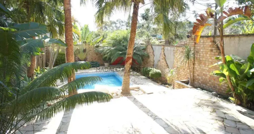 Casa para venda em Vila Suíssa de 446.00m² com 5 Quartos, 1 Suite e 4 Garagens