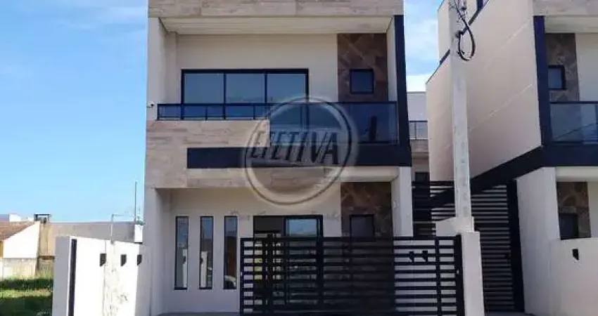 Sobrado para venda em Matinhos de 260.00m² com 3 Quartos, 1 Suite e 2 Garagens