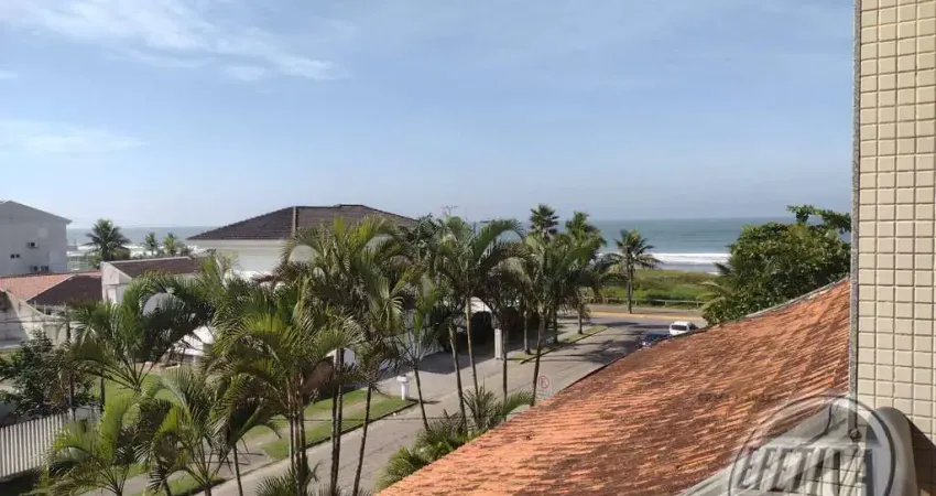 Apartamento para venda em Guaratuba de 445.00m² com 5 Quartos, 2 Suites e 2 Garagens