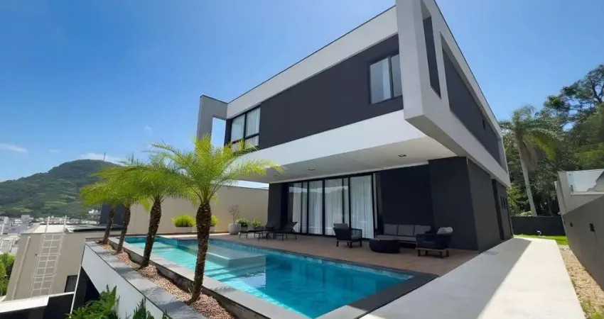 Casa para venda em Barra de 546.00m² com 4 Quartos, 4 Suites e 6 Garagens