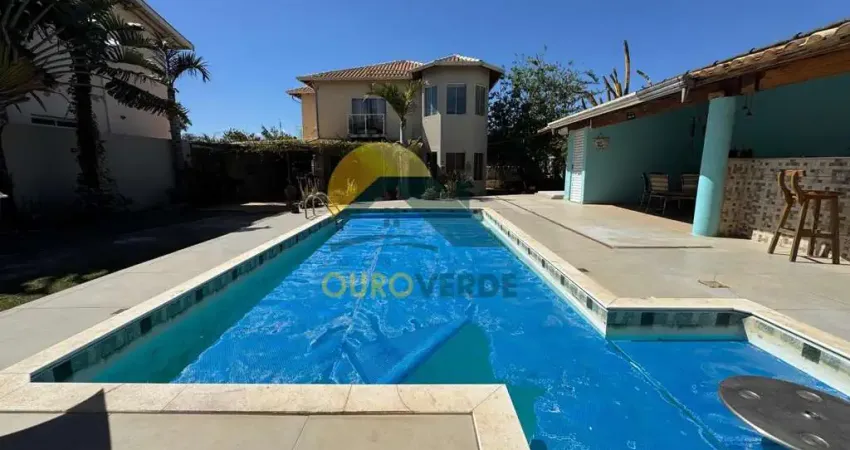 Casa para venda em Parque Dos Pomares de 228.00m² com 4 Quartos, 1 Suite e 8 Garagens