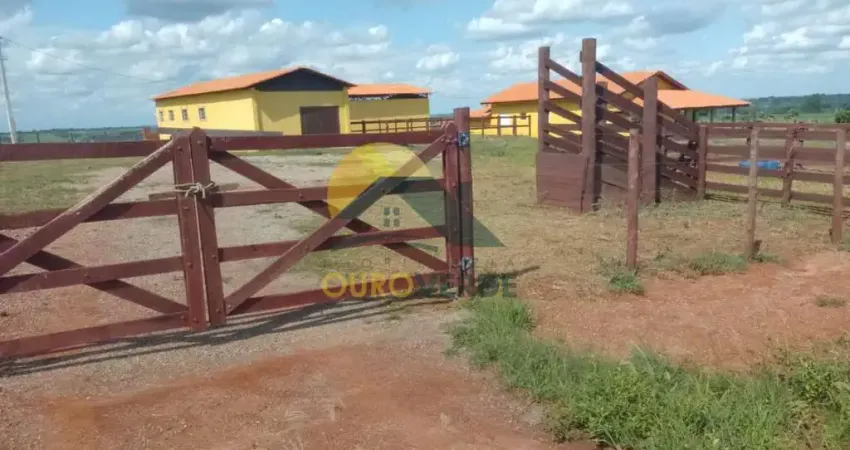 Fazenda / Sítio para venda em Centro de 485.00m² com 3 Quartos e 1 Suite