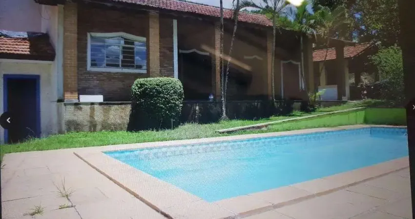 Chácara para venda em Guararema de 3630.00m² com 4 Quartos, 1 Suite e 6 Garagens