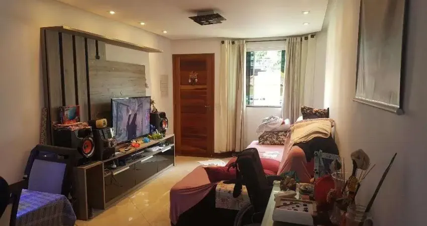 Sobrado para venda em Vila Salete de 131.00m² com 3 Quartos, 1 Suite e 3 Garagens