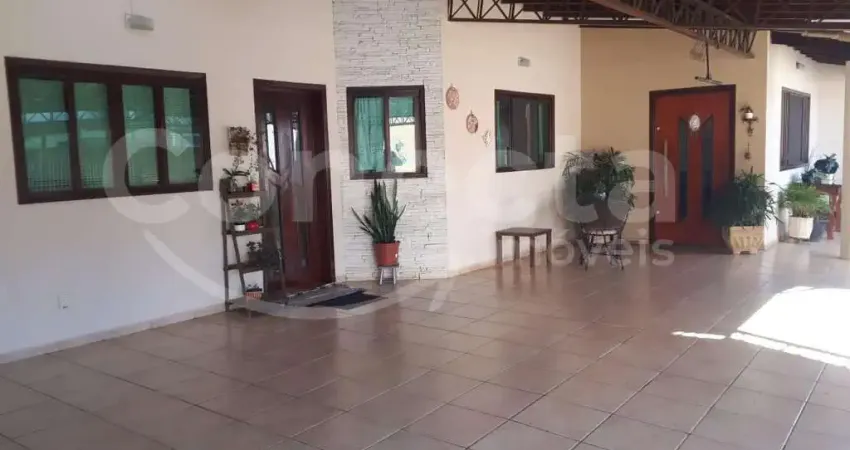 Casa para venda em Wanel Ville de 202.00m² com 3 Quartos, 1 Suite e 3 Garagens