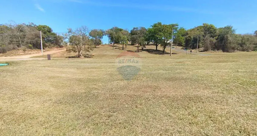 Terreno à venda no Centro, Pardinho