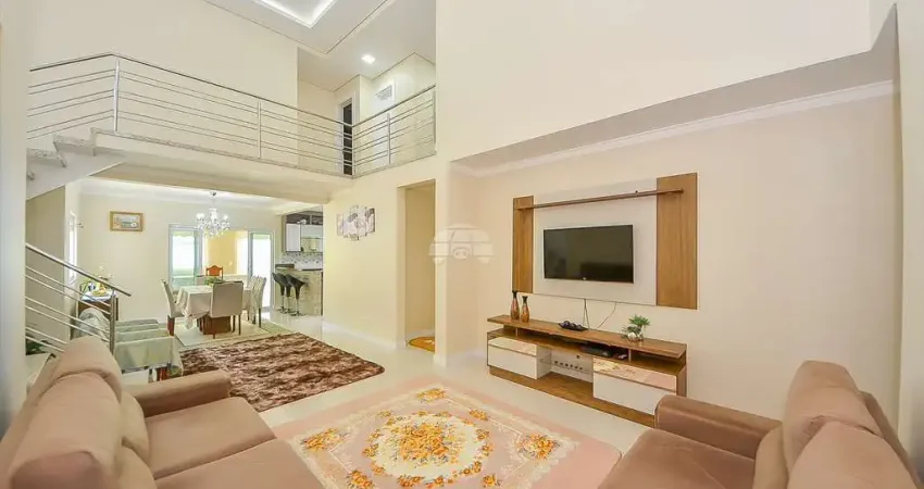 Sobrado para venda em Uberaba de 286.00m² com 4 Quartos, 1 Suite e 10 Garagens