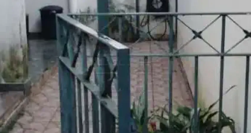 Casa para venda em Vila Carmem de 165.00m² com 3 Quartos e 1 Garagem