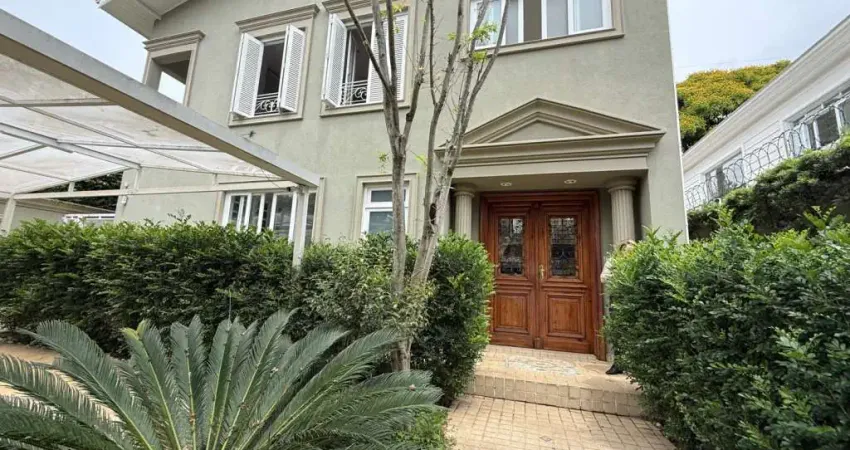 Casa para venda e aluguel em Alto De Pinheiros de 435.00m² com 4 Quartos, 3 Suites e 3 Garagens
