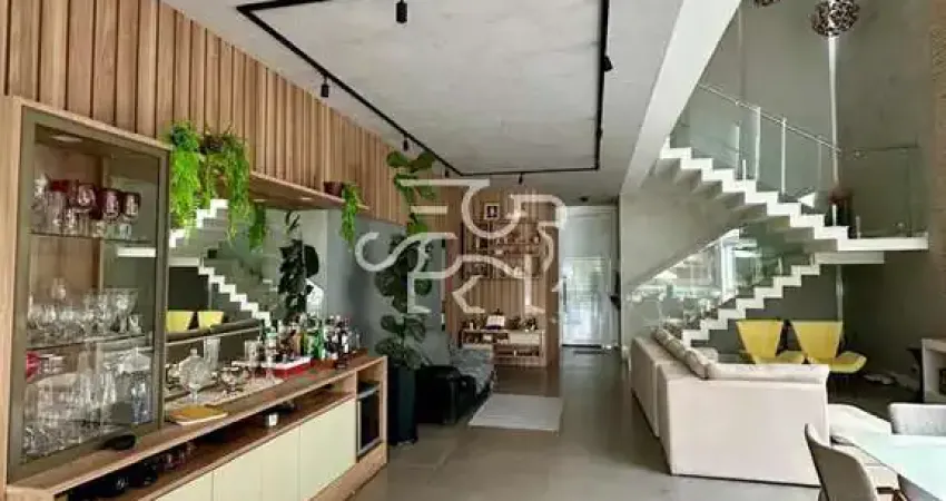 Casa de Condomínio para venda em Cidade Tamboré de 400.00m² com 4 Quartos, 2 Suites e 3 Garagens