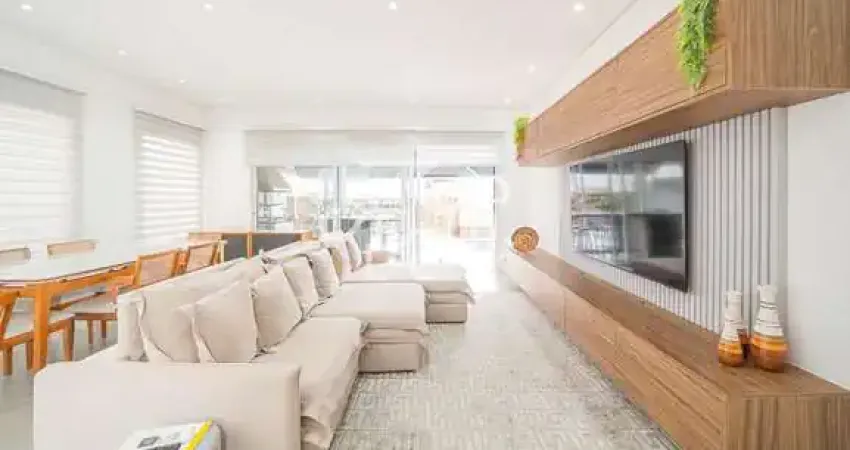 Casa de Condomínio para venda em Cidade Tamboré de 245.00m² com 3 Quartos, 3 Suites e 4 Garagens