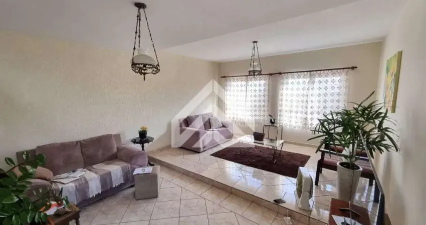Sobrado para venda em Jardim Portugal de 220.00m² com 3 Quartos, 1 Suite e 4 Garagens