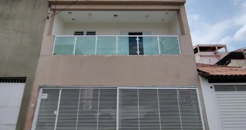 Sobrado para venda em Jardim Cris de 220.00m² com 2 Quartos e 2 Suites