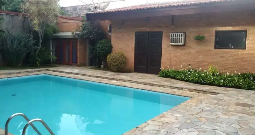 Casa de Condomínio para venda em Centro de 439.00m² com 5 Quartos e 3 Garagens