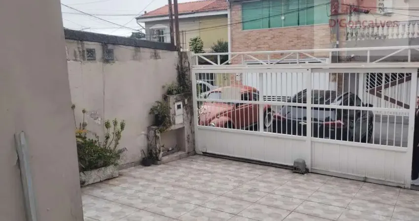 Sobrado para venda e aluguel em Centro de 137.00m² com 2 Quartos e 2 Garagens