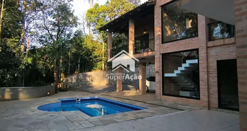 Casa de Condomínio para venda em Barreiro de 1035.00m² com 3 Quartos, 1 Suite e 6 Garagens