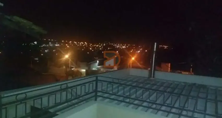 Sobrado para venda em Jardim Tropical de 300.00m² com 3 Quartos, 1 Suite e 2 Garagens