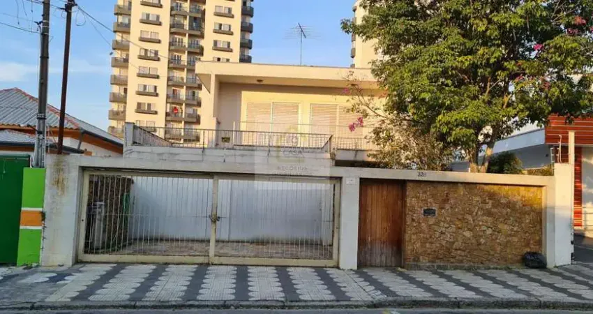 Prédio Comercial para venda em Centro de 473.00m² com 4 Quartos, 1 Suite e 4 Garagens