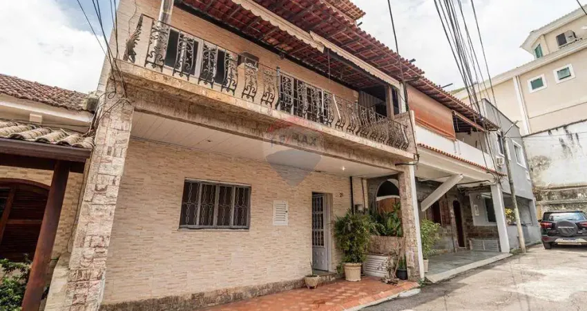 Casa para alugar em Taquara de 150.00m² com 5 Quartos, 1 Suite e 1 Garagem