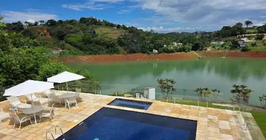 Chácara para venda em Chácaras Condomínio Recanto Pássaros Ii de 1400.00m² com 8 Quartos, 7 Suites e 10 Garagens