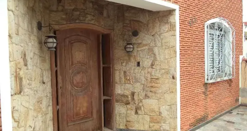 Casa para venda em Centro de 140.00m² com 2 Quartos, 1 Suite e 2 Garagens