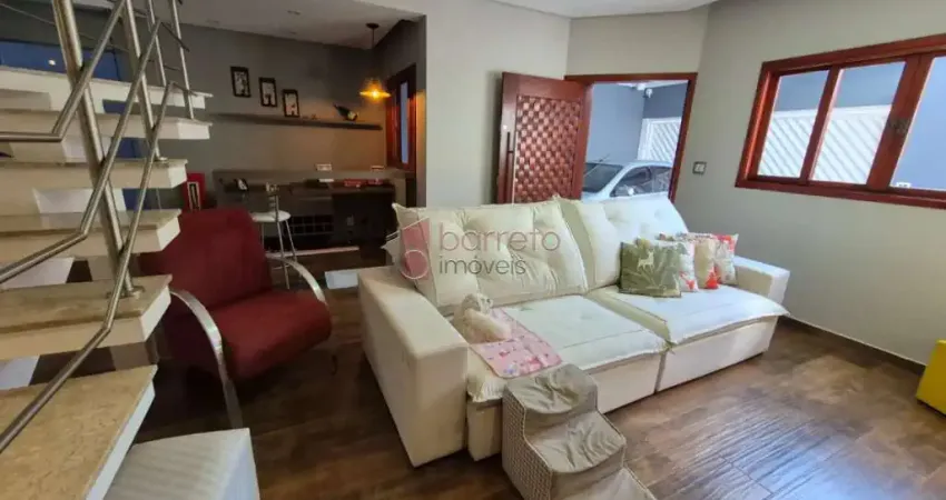 Sobrado para venda em Jardim Marambaia de 174.00m² com 3 Quartos, 1 Suite e 2 Garagens