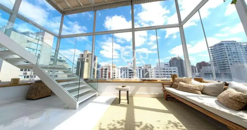 Cobertura para venda e aluguel em Vila Nova Conceição de 400.00m² com 4 Quartos, 2 Suites e 2 Garagens