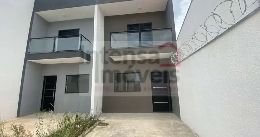 Sobrado para venda em Loteamento Residencial E Comercial Flamboyant de 83.00m² com 2 Quartos, 2 Suites e 2 Garagens
