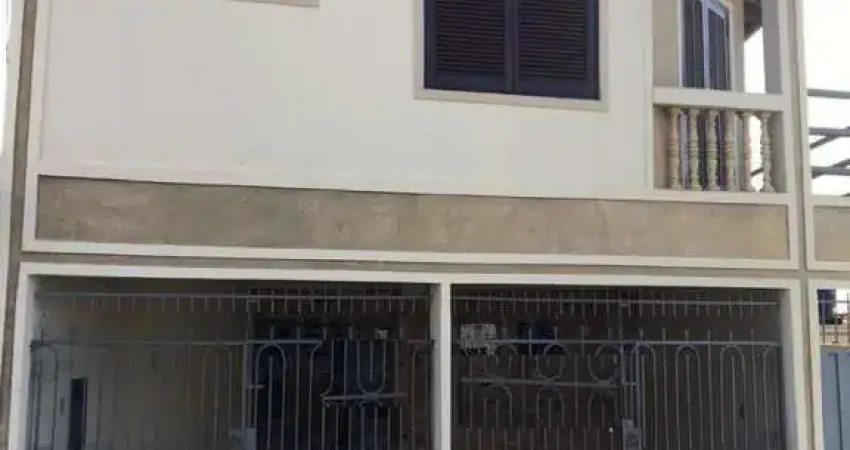Casa para alugar em Piracicamirim de 200.00m² com 3 Quartos, 1 Suite e 2 Garagens