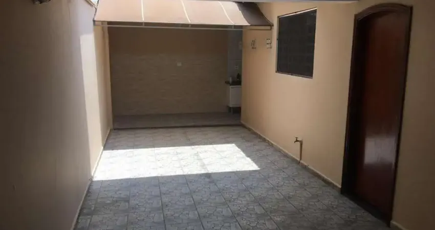 Casa para venda em Jaraguá de 125.00m² com 2 Quartos, 1 Suite e 2 Garagens