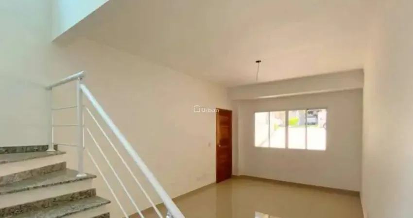 Casa de Condomínio para venda em Granja Viana de 119.00m² com 3 Quartos, 1 Suite e 4 Garagens
