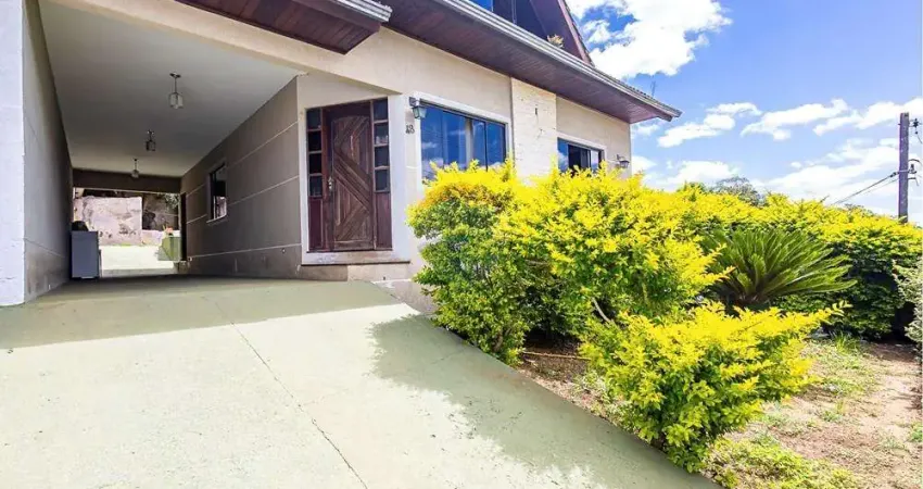 Casa para venda em Santa Cândida de 343.00m² com 3 Quartos, 1 Suite e 2 Garagens