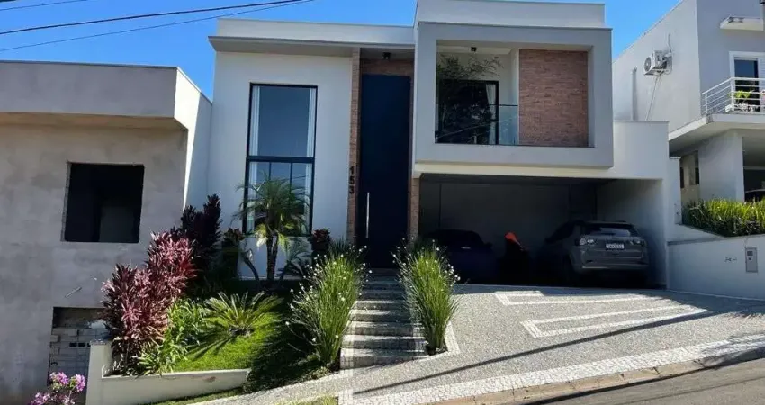Casa de Condomínio para venda em Condomínio Le Village de 240.00m² com 3 Quartos, 3 Suites e 4 Garagens