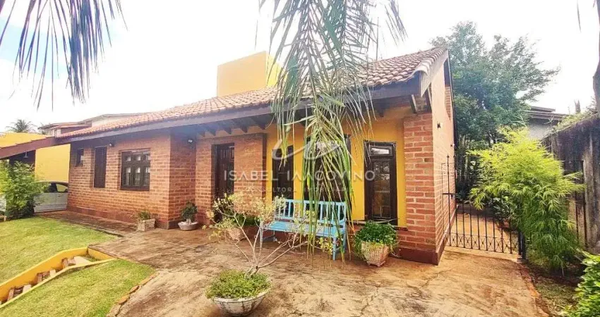 Casa para venda em Chácara Primavera de 226.00m² com 3 Quartos, 1 Suite e 6 Garagens