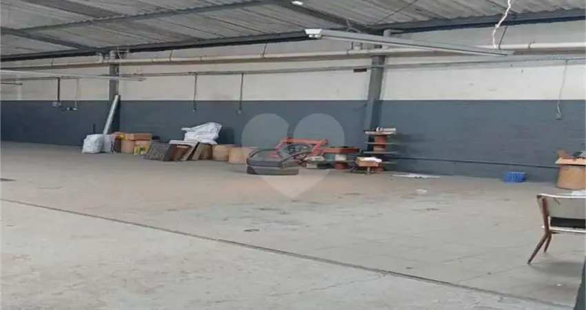 Galpão / Depósito / Armazém para venda em Utinga de 392.00m² com 5 Garagens