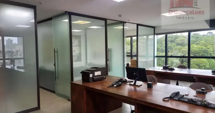 Sala Comercial para alugar em Centro de 165.00m² com 4 Garagens