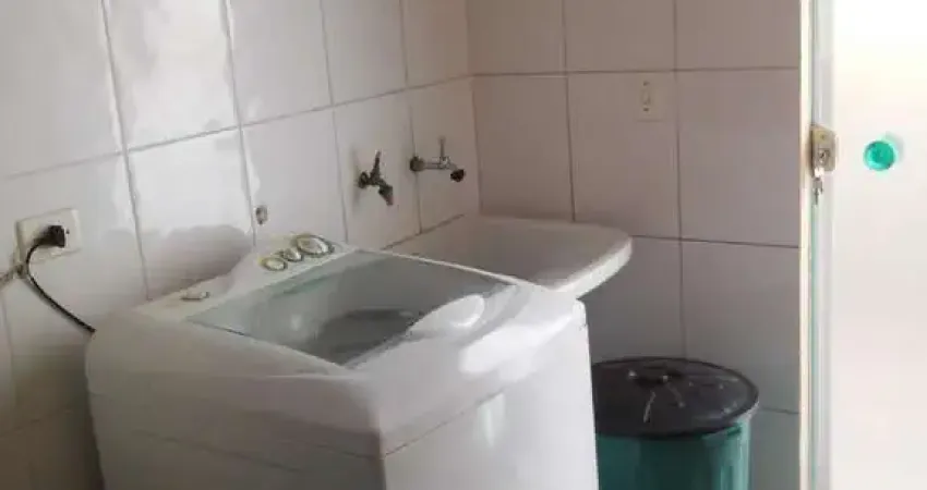 Sobrado para venda em Paulicéia de 162.00m² com 3 Quartos, 1 Suite e 3 Garagens