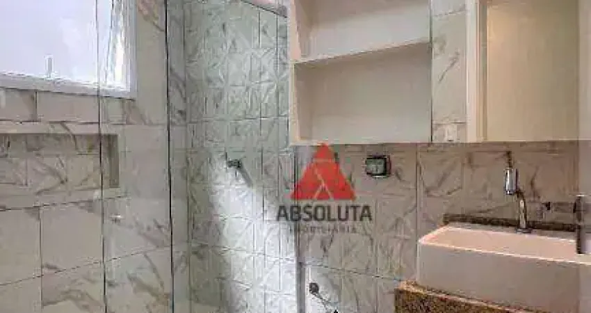 Casa para venda em Parque Universitário de 138.00m² com 3 Quartos, 1 Suite e 2 Garagens