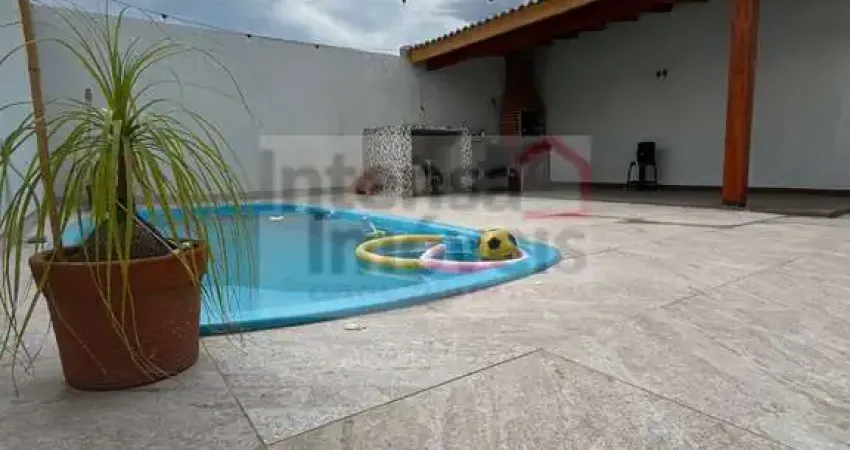 Casa para venda em Feital de 45.00m² com 2 Quartos e 3 Garagens