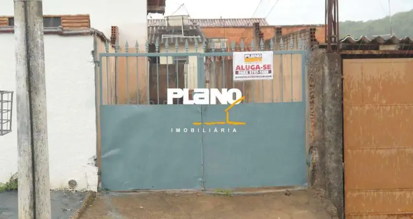 Casa para alugar em Jardim Dermínio de 35.00m² com 1 Quarto e 1 Garagem