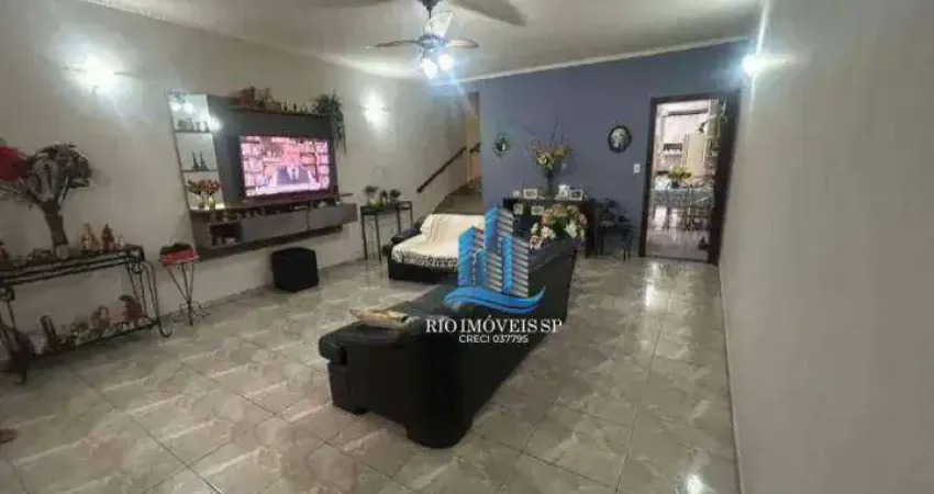 Sobrado para venda em Barcelona de 178.00m² com 3 Quartos e 2 Garagens