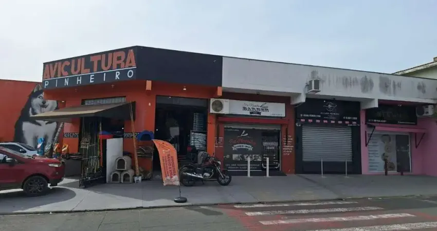 Sala Comercial para venda em Jardim Piazza Di Roma de 230.00m²