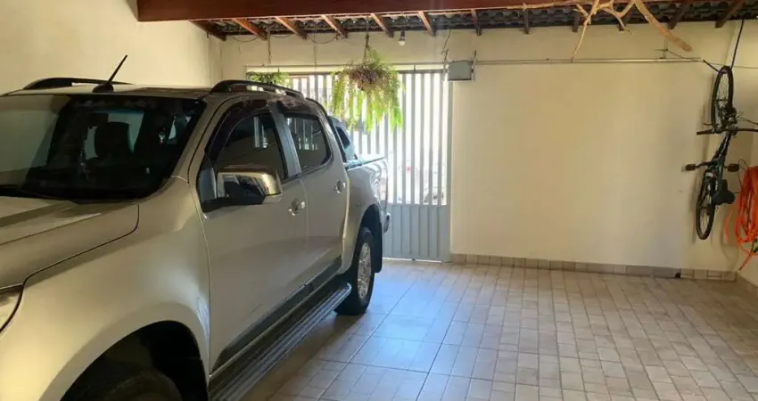 Casa para venda em Jardim Shangai de 129.00m² com 3 Quartos e 2 Garagens