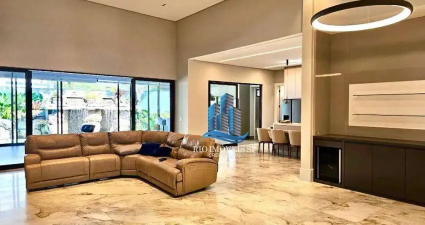 Casa para venda em Cerâmica de 395.00m² com 3 Quartos, 3 Suites e 6 Garagens