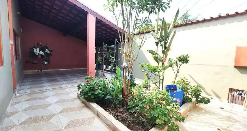 Casa para venda em Jardim Tropical de 132.00m² com 3 Quartos, 1 Suite e 2 Garagens
